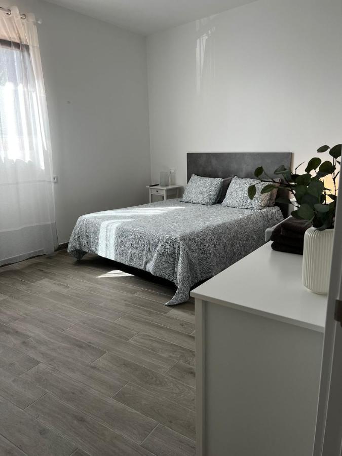 El Puente Holiday Home-Ii 8,1Kms Airport 잉헤니오 외부 사진