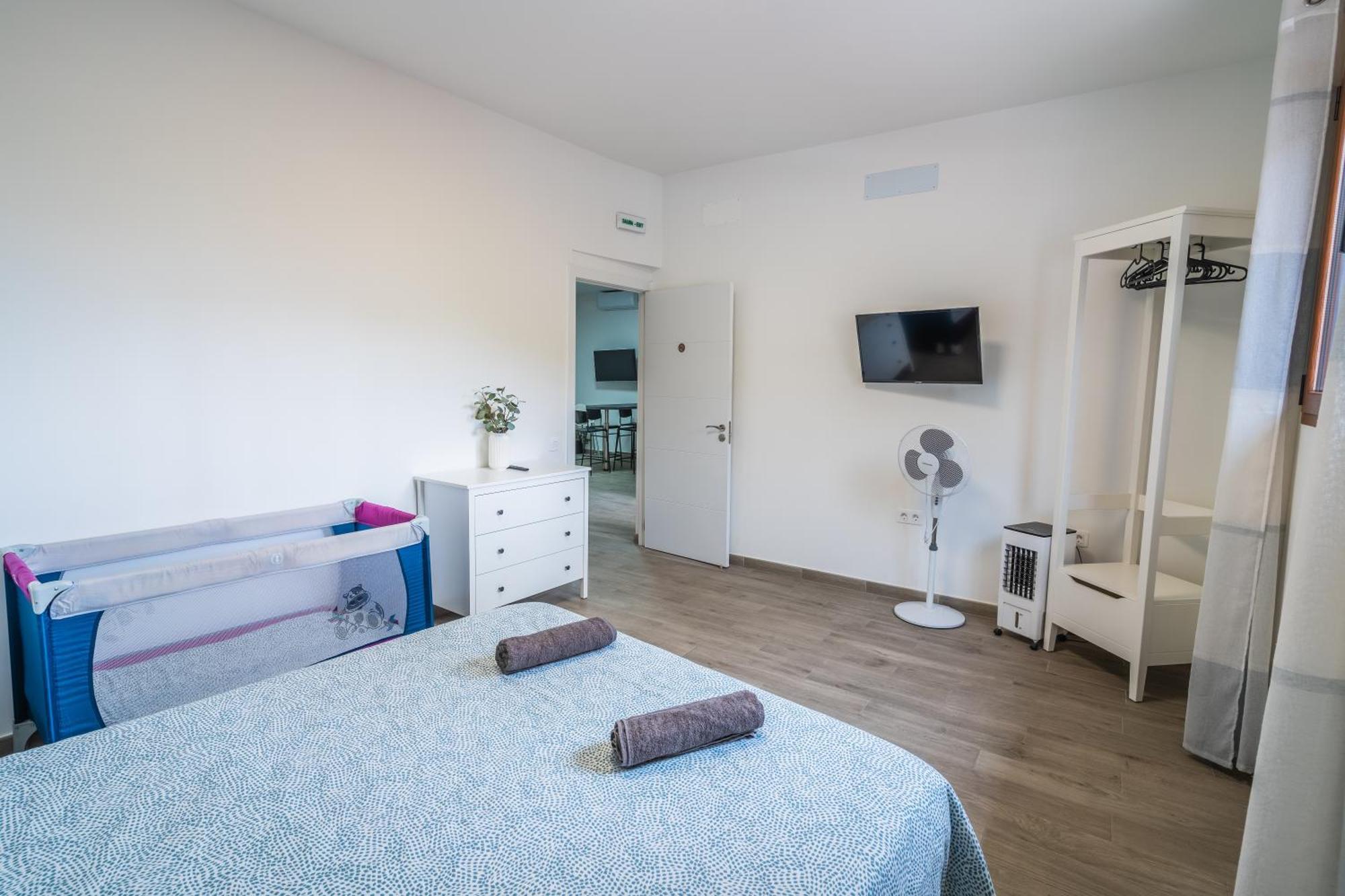 El Puente Holiday Home-Ii 8,1Kms Airport 잉헤니오 외부 사진