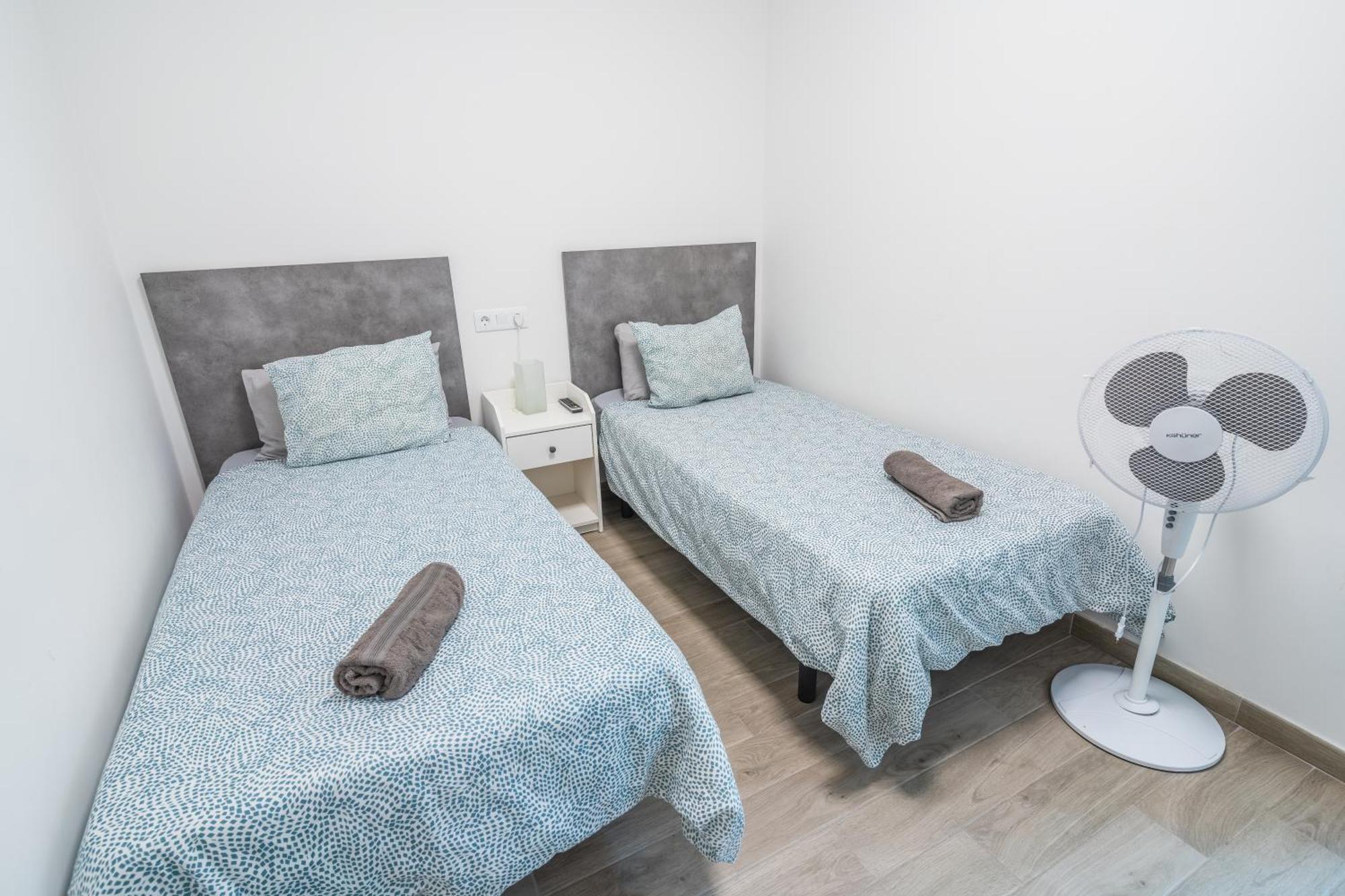 El Puente Holiday Home-Ii 8,1Kms Airport 잉헤니오 외부 사진